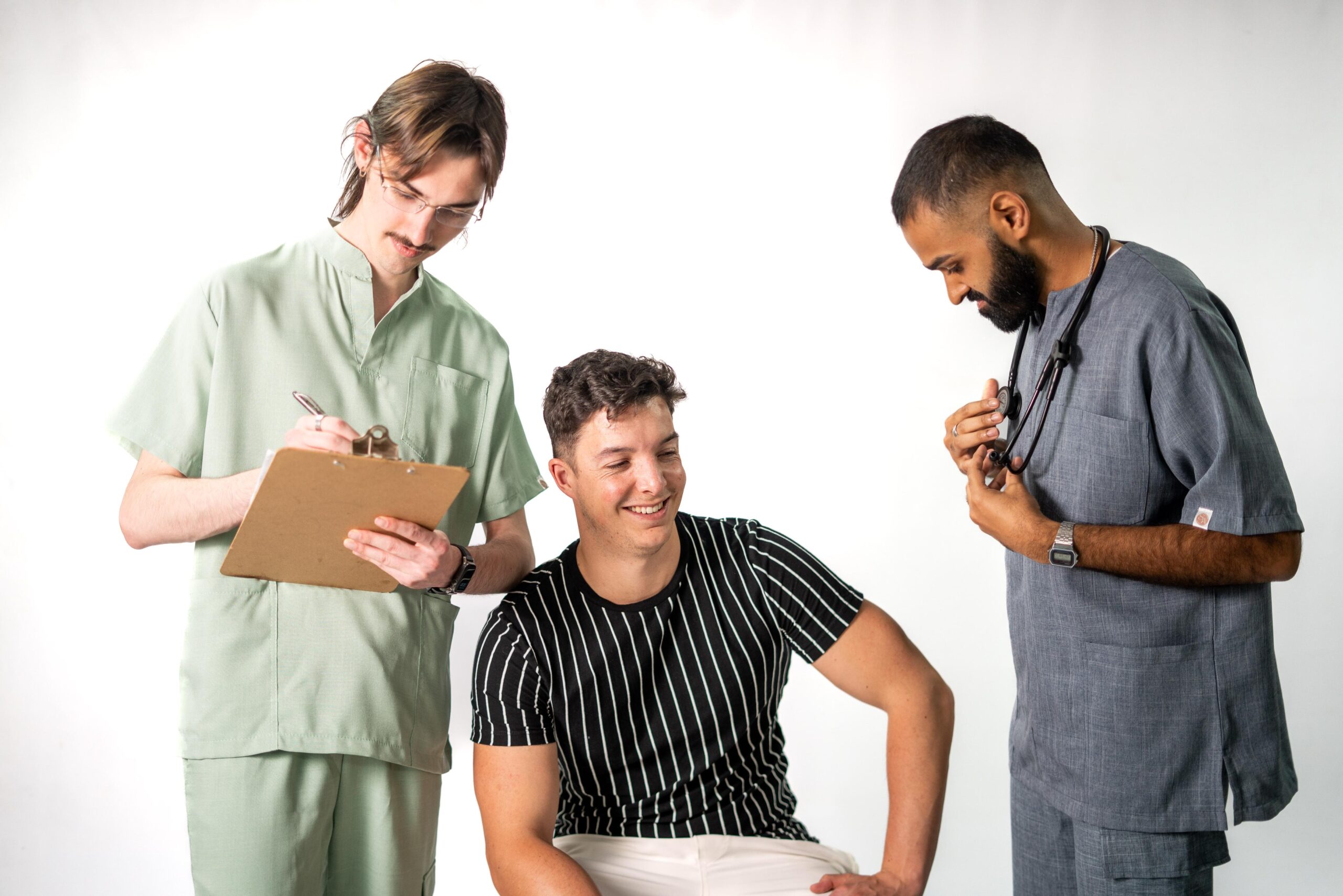 Charcoal Linen Scrub Set - Image 4