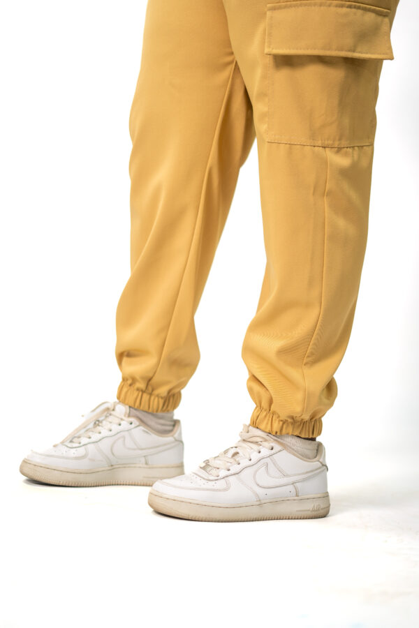 Buttercup stretch scrubs