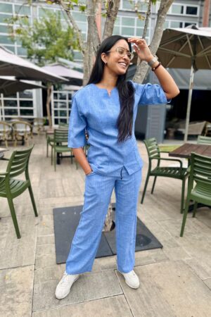 Papillon scrubs