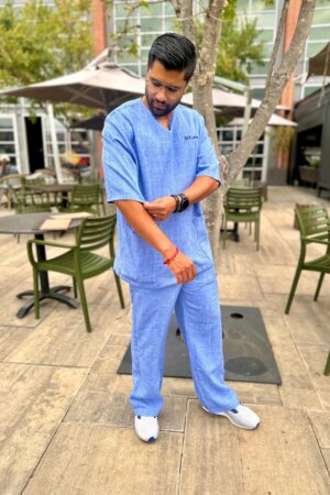 Papillon scrubs
