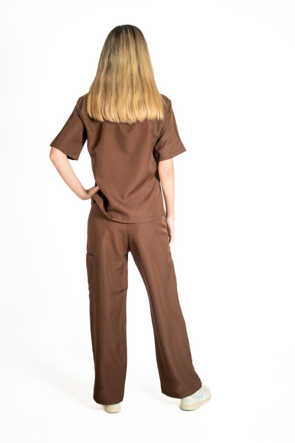 Madeleine stretch scrub top and pants for women - arabica