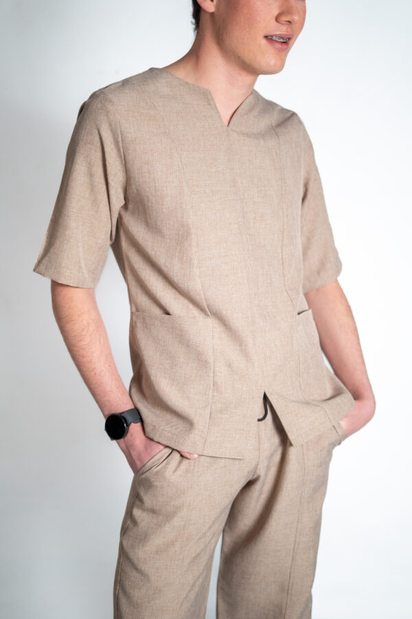 Mens papillon linen scrub top - Beige